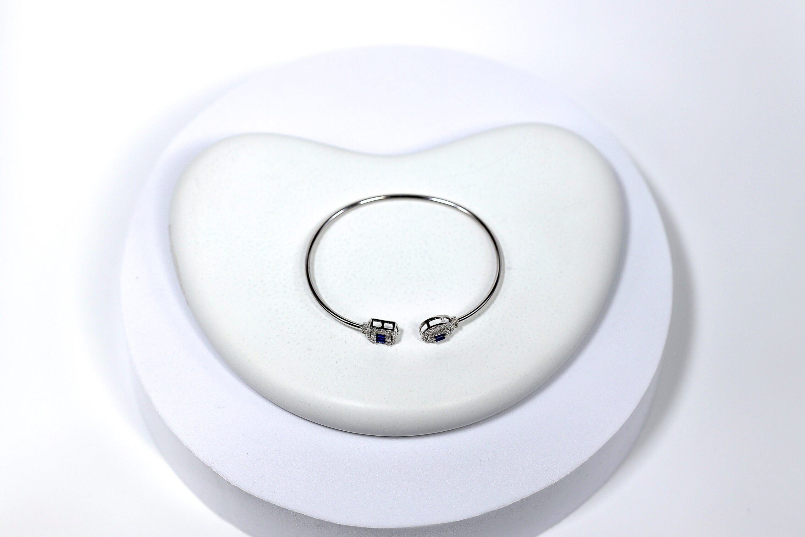 Bleu Sapphire Verge Silver & Stone Bracelet for womens – Pure 925 Silver