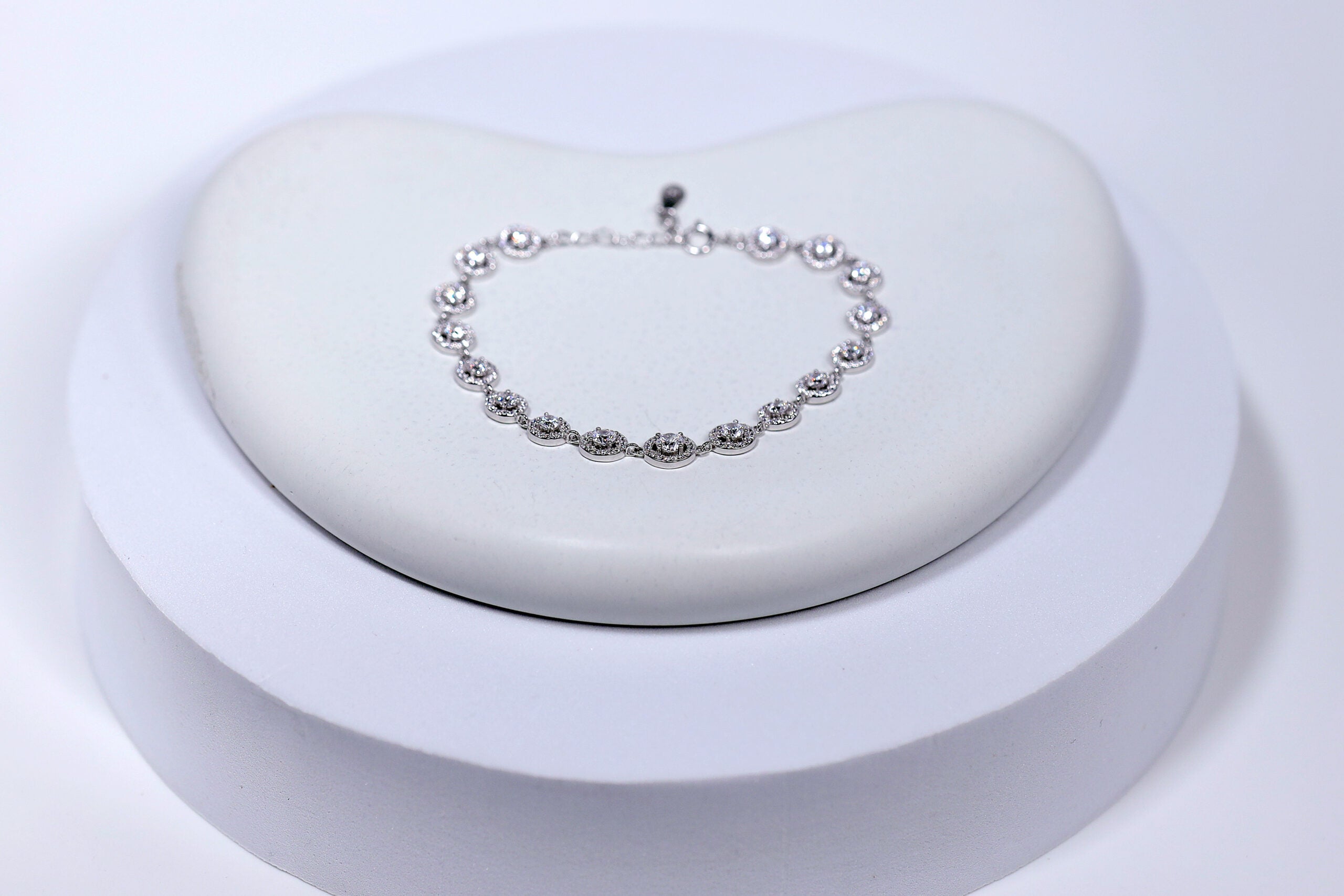 Celestia Crown Gem-encrusted round motifs Silver & Stone Bracelet for womens – Pure 925 Silver