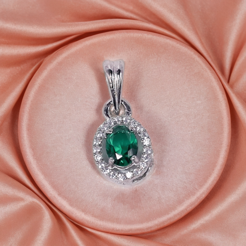 Emerald Twinkle Oval Pendant for Kids & women – Pure 925 Silver