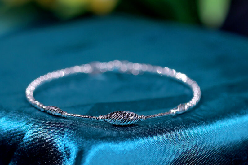 Luxora Twistline Orb Bracelet for Women – Pure 925 Silver